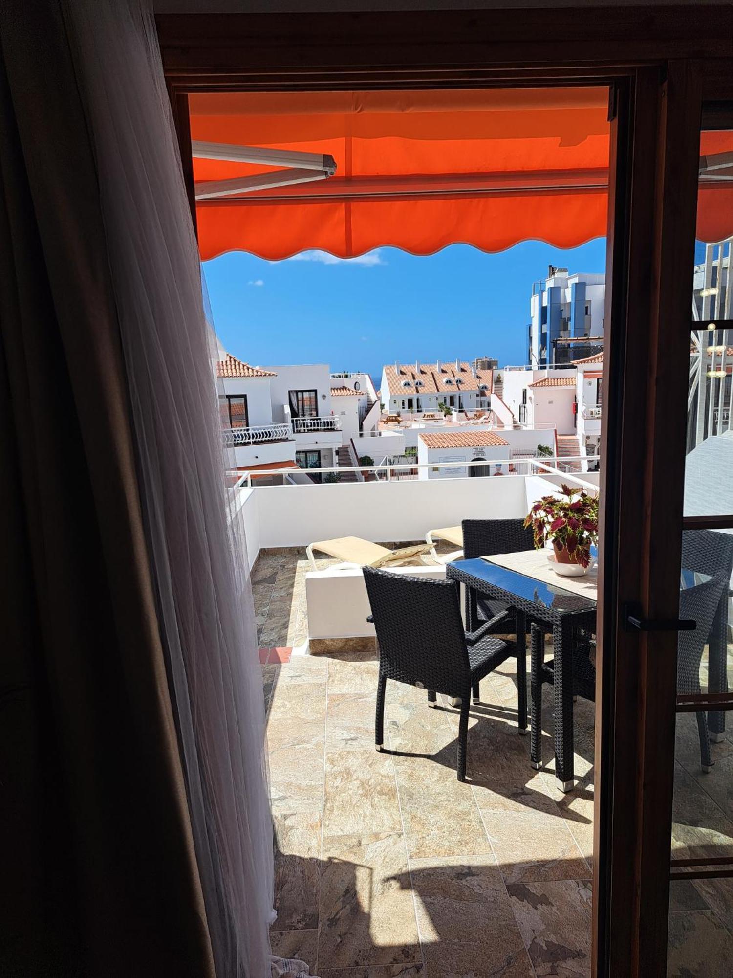 Ancora Home, Los Diamantes, Tenerife Los Cristianos  Rum bild